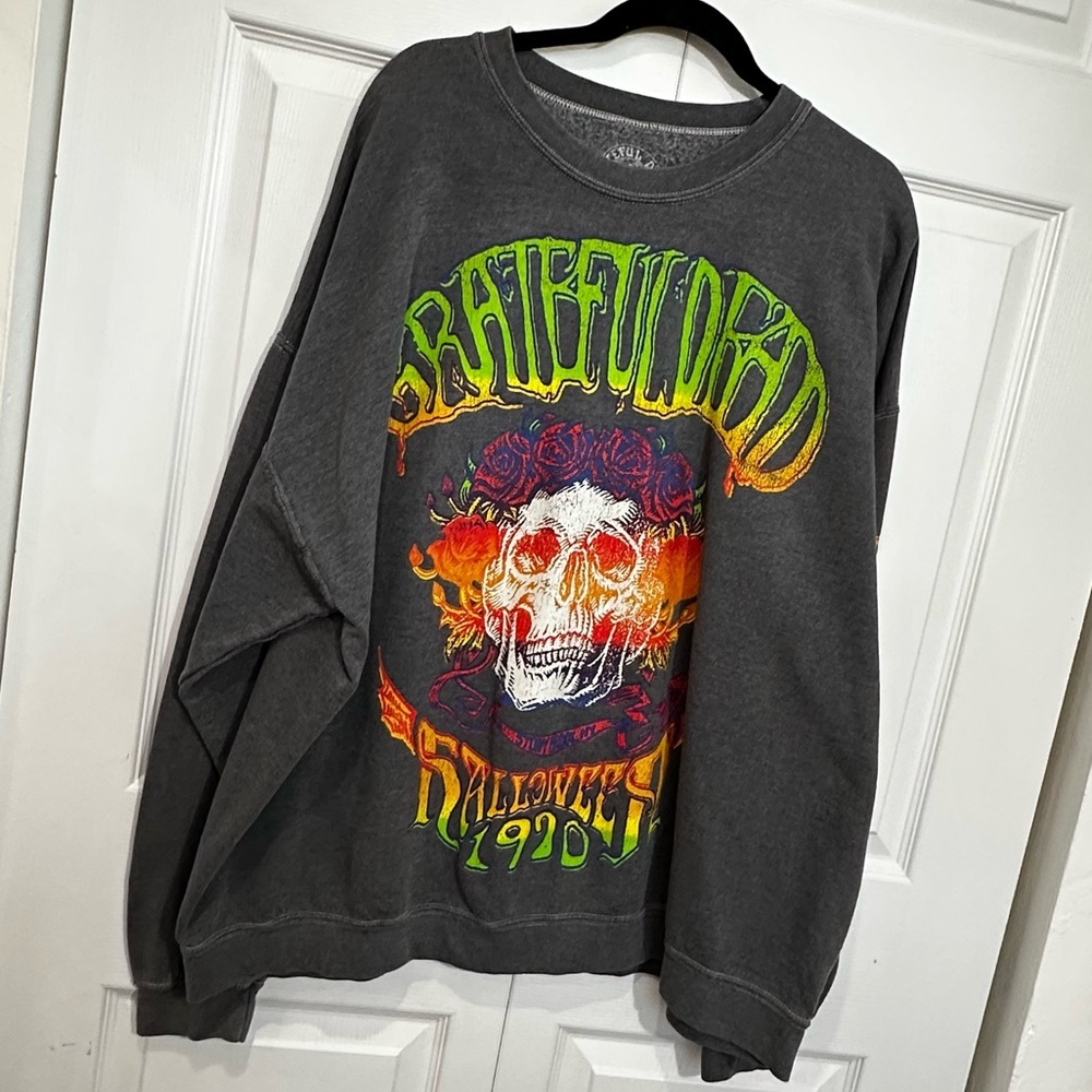 Grateful Dead Halloween 1970 Graphic Sweatshirt in Heather Gray, Size SM/MD (Fit - Picture 2 of 13